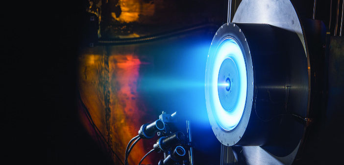 Hall effect thruster