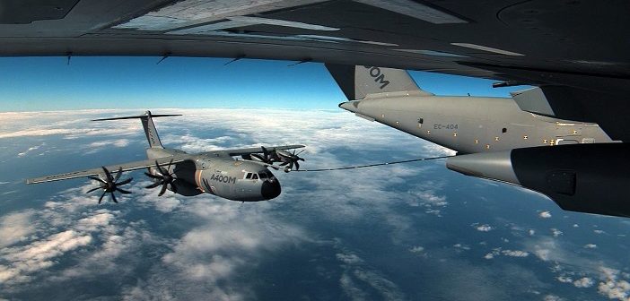 A400M Cargo Hold Tanks refueling