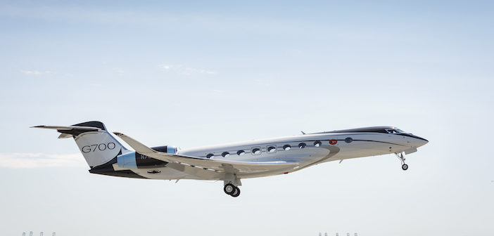 G700