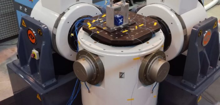 Multi-axis set-up for vibration qualification testing