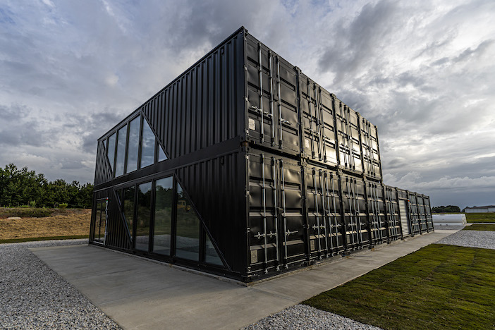 Engine test facility