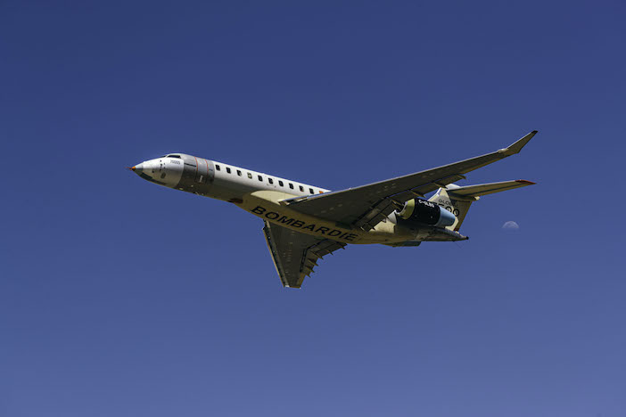 Global 7000 test aircraft