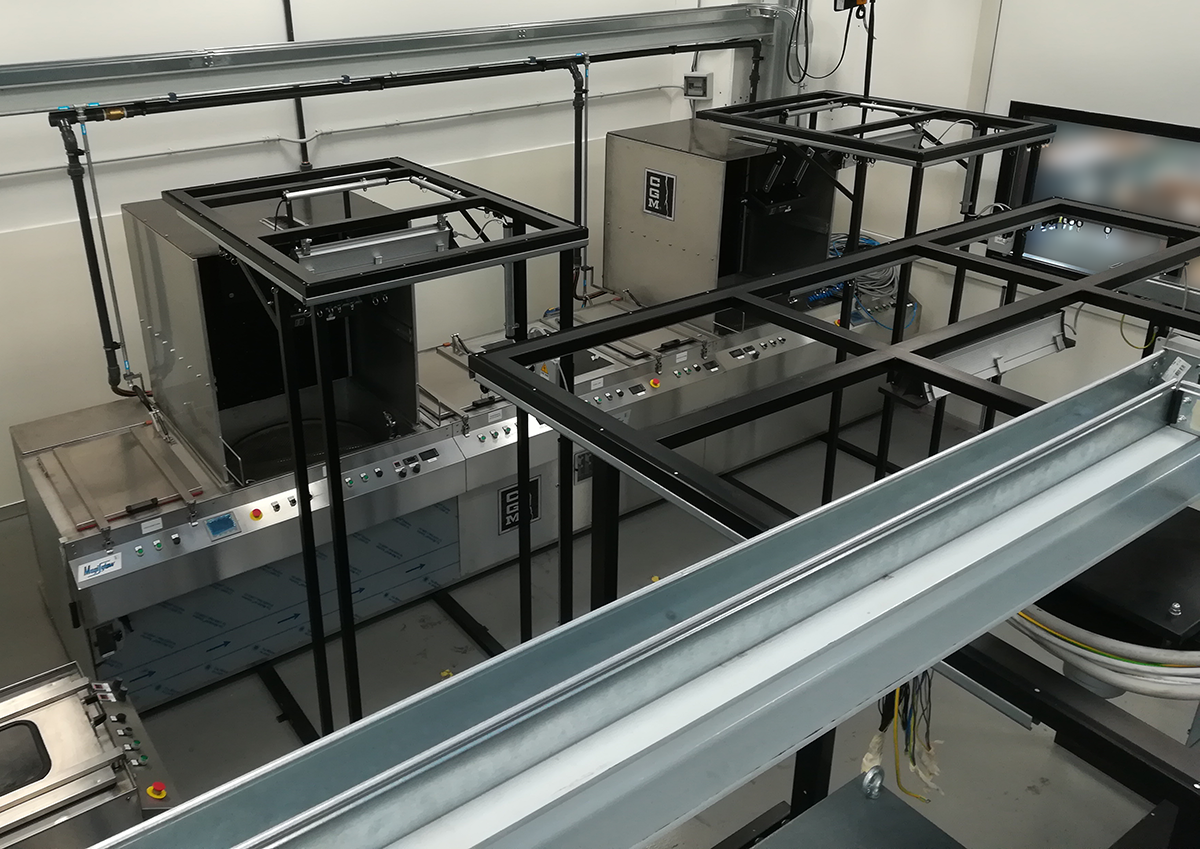 Manual FPI / PT system by immersion (tank) for the inspection of various aeronautical components