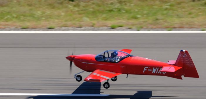 Integral S, the training version of Aura Aero’s thermic-thrust two-seater aircraft performed its first flight at Toulouse-Francazal airport