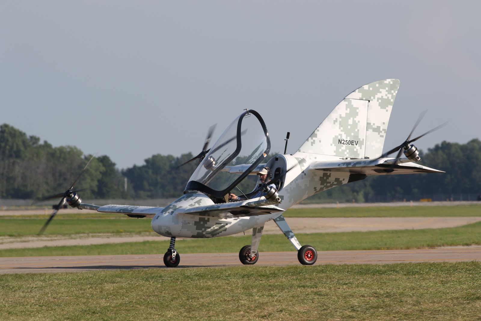 Skyfly's Axe personal eVTOL licensed for test flights in the USA